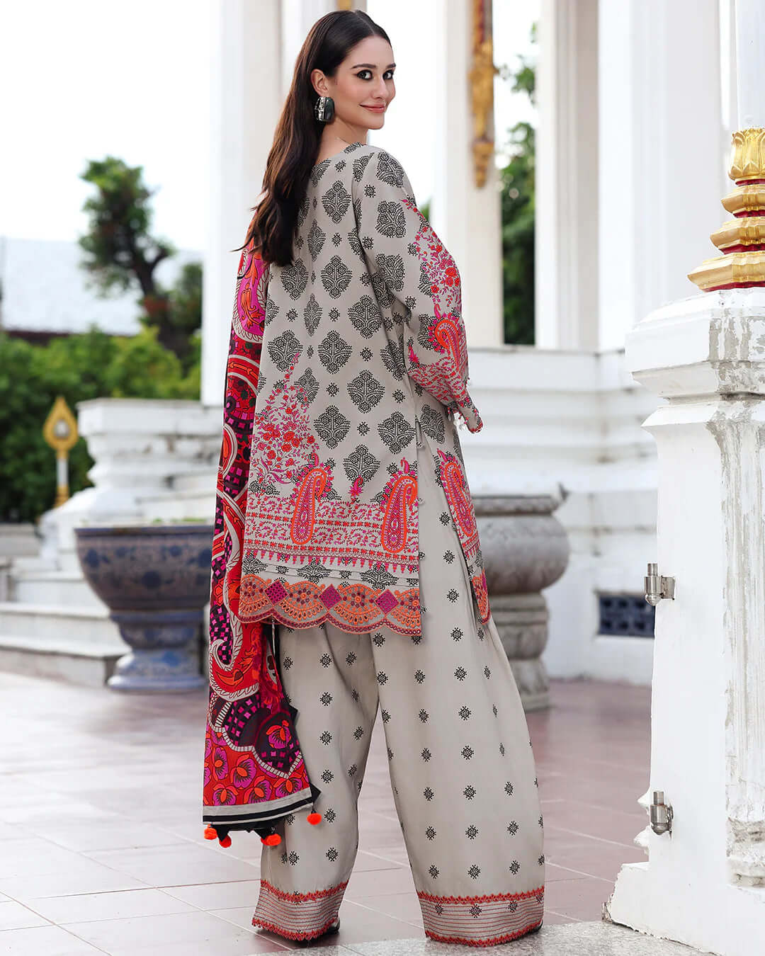 3 Piece Unstitched Digital Printed Khaddar Suit with Printed Khaddar Dupatta