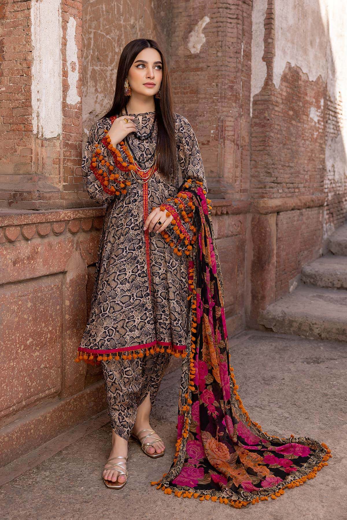3 Piece Unstitched Digital Printed Lawn Suit With Digital Printed Lawn Dupatta