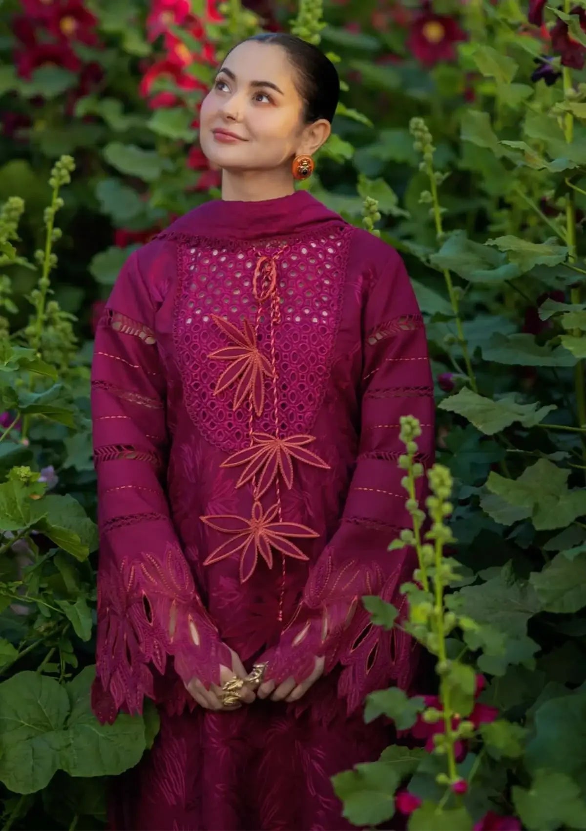 3 Piece Unstitched Heavy Embroidered Chickan Kari Lawn Suit with Four-sided Embroidered Lawn Dupatta