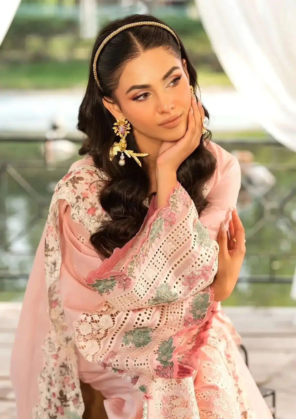 3 Piece Unstitched Heavy Embroidered Chickan Kari Lawn Suit with Four-sided Embroidered Cotton Net Dupatta