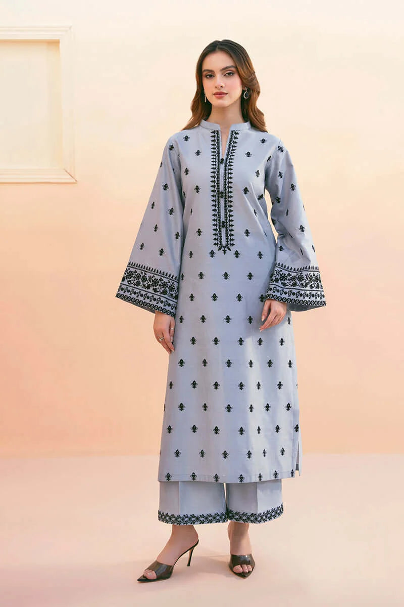 3 Piece Unstitched Heavy Embroidered Lawn Suit with Heavy Embroidered Organza Dupatta