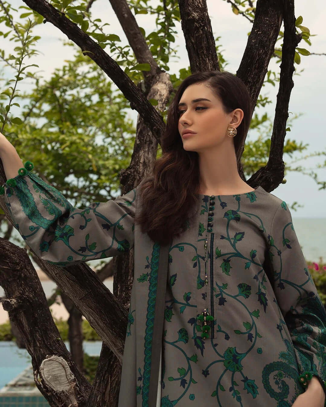 3 Piece Unstitched Digital Printed Khaddar Suit with Printed Khaddar Shawl