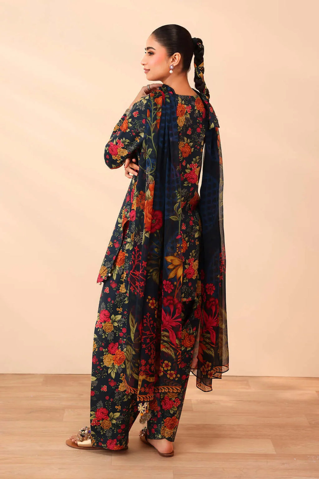 turbolight winter dress designs 2025 new-arrivals dhanak collection khaddar velvet online end year sale dhanak dress design