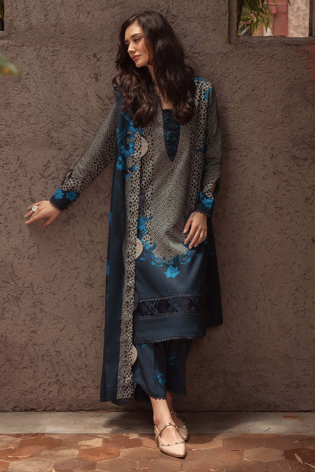 turbolight winter dress designs 2025 new-arrivals dhanak collection khaddar velvet online end year sale dhanak dress design
