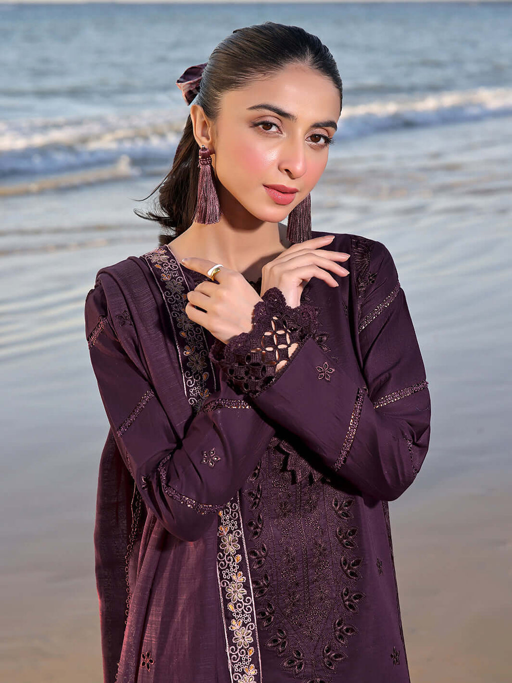 turbolight winter dress designs 2025 new-arrivals dhanak collection khaddar velvet online end year sale dhanak dress design